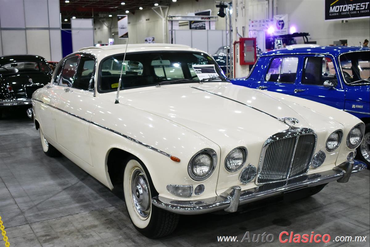 1967 Jaguar 420g