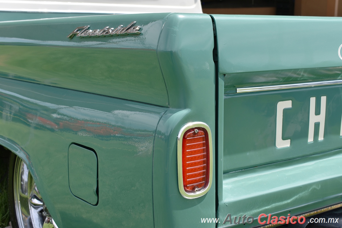 1960 Chevrolet Apache C-10