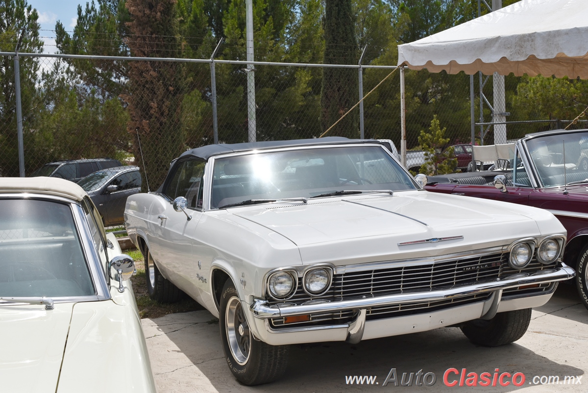 1965 Chevrolet Impala Convertible