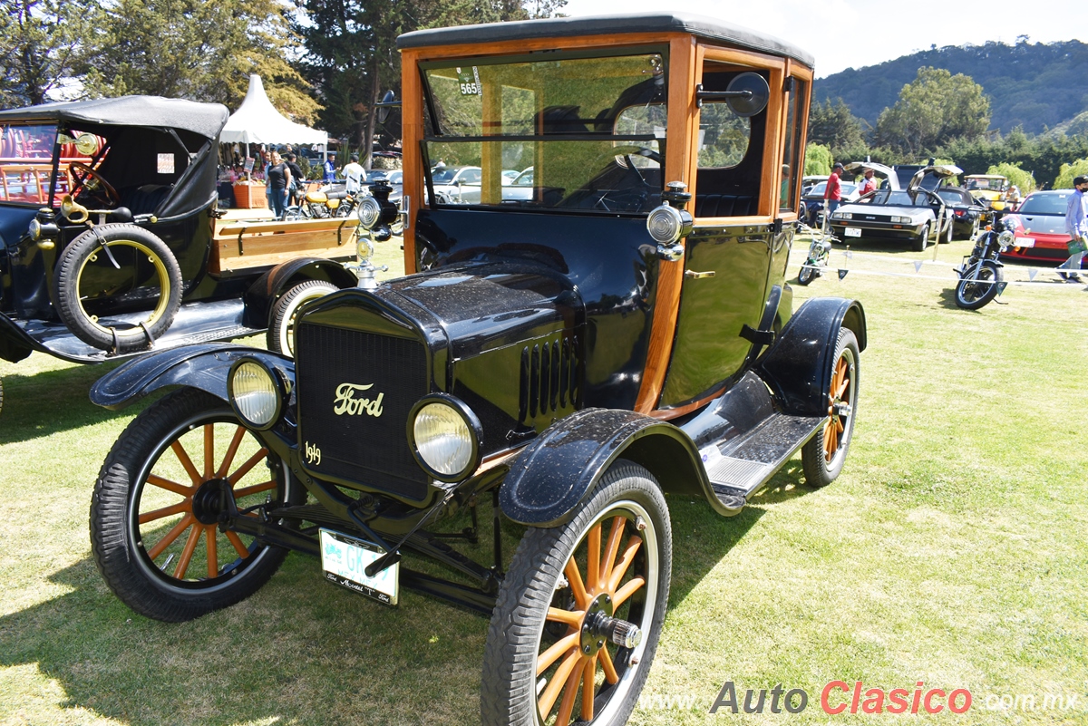 1919 Ford Model T Coupe