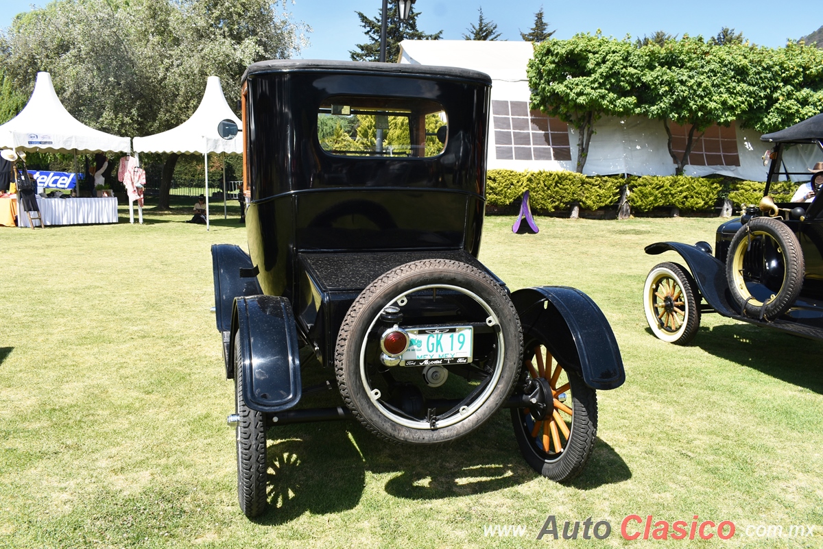 1919 Ford Model T Coupe