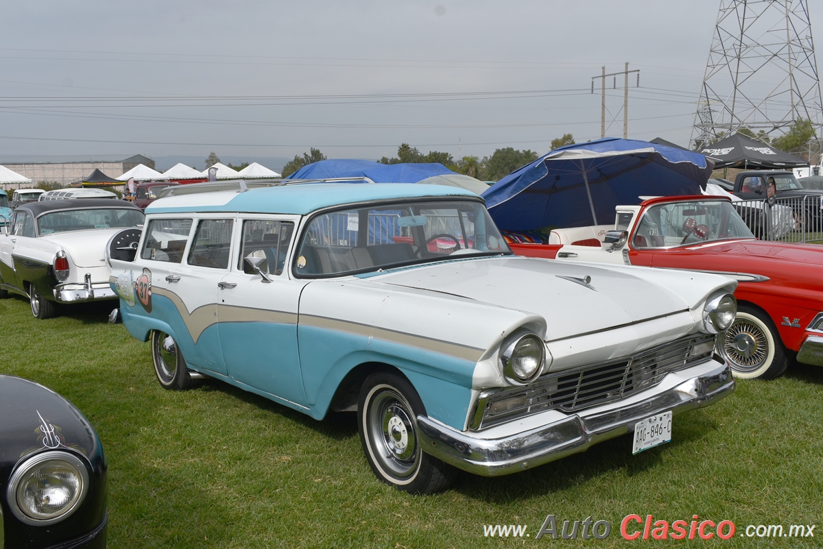 1957 Ford Station Wagon Del Rio